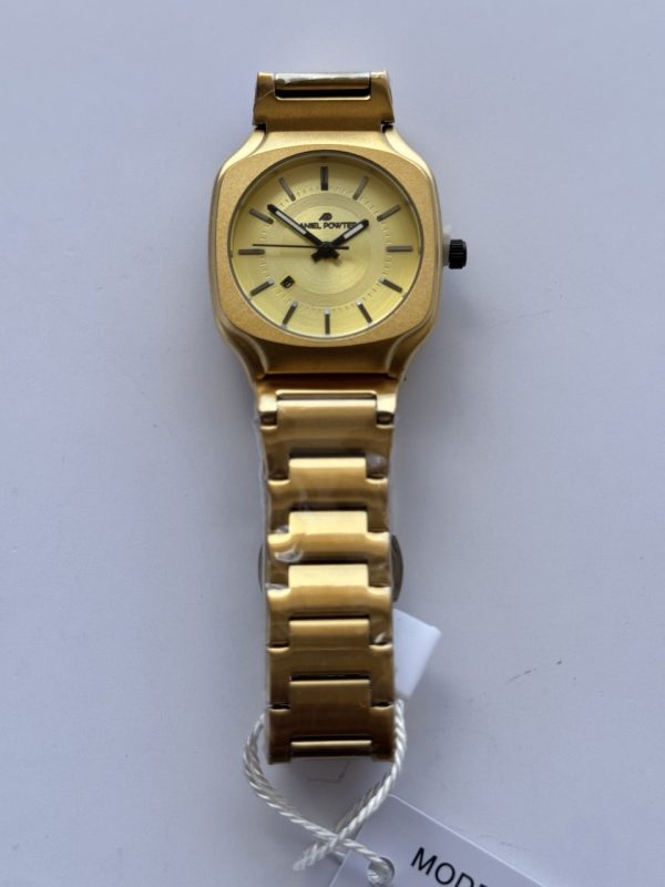 205WATCH17